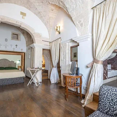 Casa Oliviamaria * 奥斯图尼